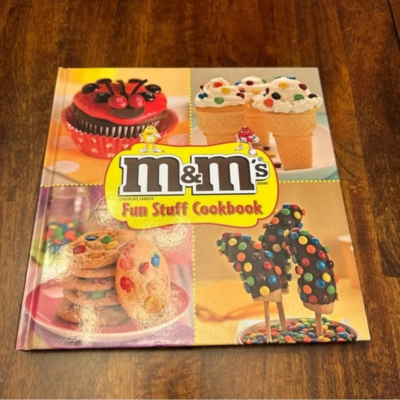 M&Ms Chocolate Candies “Fun Stuff Cookbook” - Picture 1 of 3